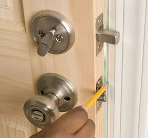 Community Locksmith Store Broomfield, CO 303-566-0898 - unlock-door